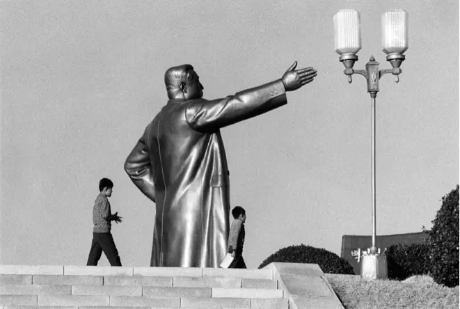 sculpture in north korea